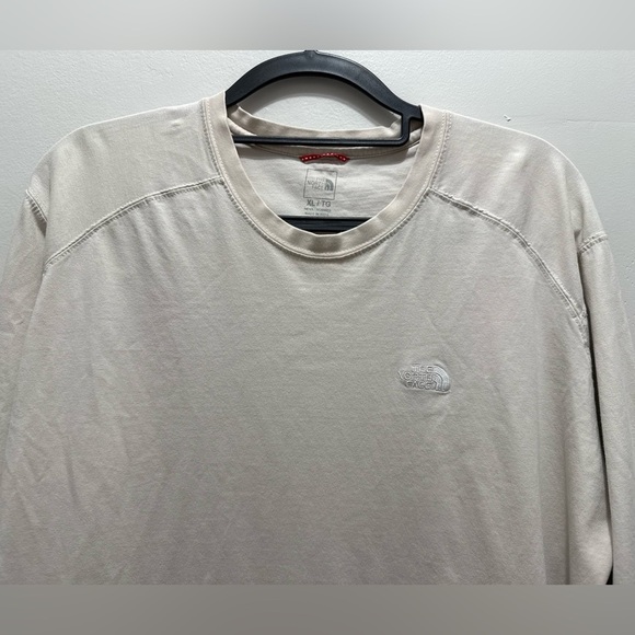 North Face Lifestyle Long sleeve tshirt size XL in cream - Picture 5 of 7